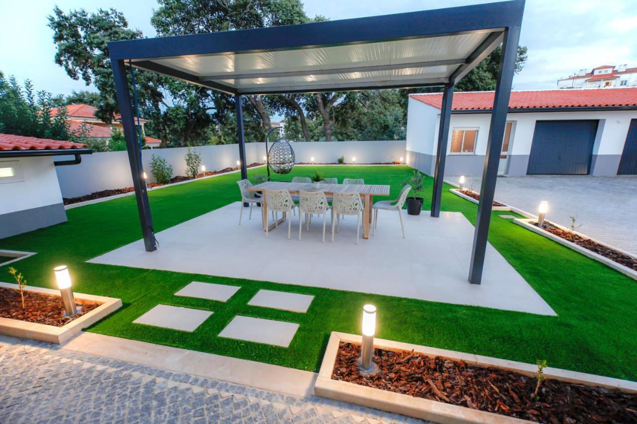Modern With Garden Apartment *